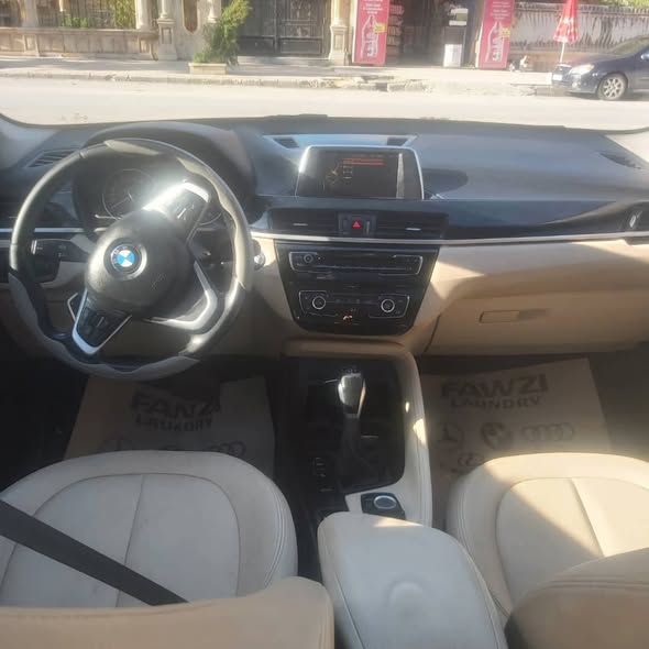 بي إم دبليو اكس 1 2017 - صورة 4