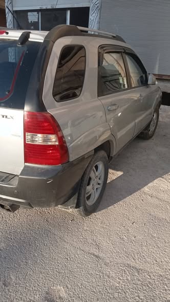 كيا سبورتاج 2007 - صورة 2