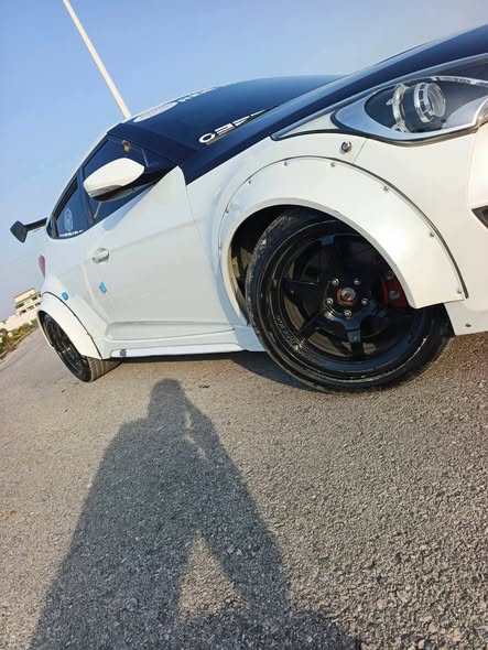 هيونداي فولستر 2013 - صورة 4