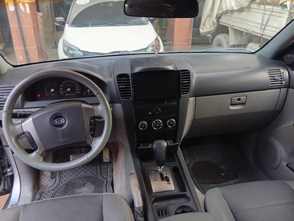 كيا سورينتو 2005 - صورة 2