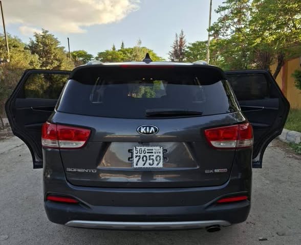 كيا سورينتو 2016 - صورة 4