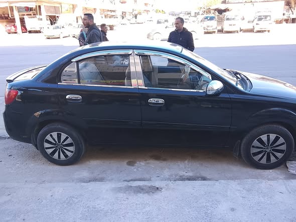 كيا ريو 2010 - صورة 3