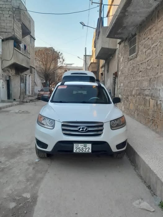 هيونداي سانتا في 2012