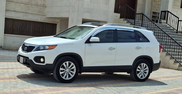 كيا سيرنتو 2010 - صورة 5