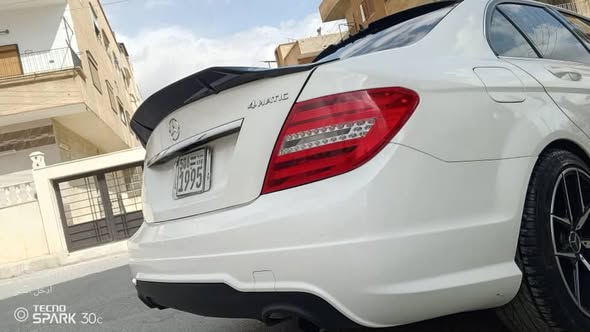 مرسيدس سي 300 2013 - صورة 4