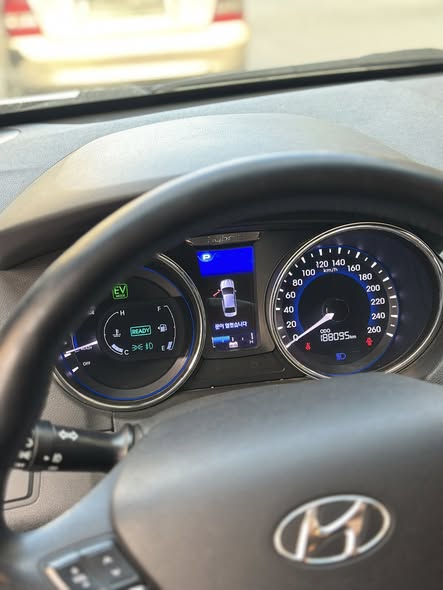 هيونداي سوناتا 2012 - صورة 3