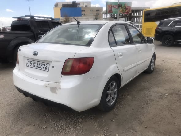 كيا ريو 2011 - صورة 3