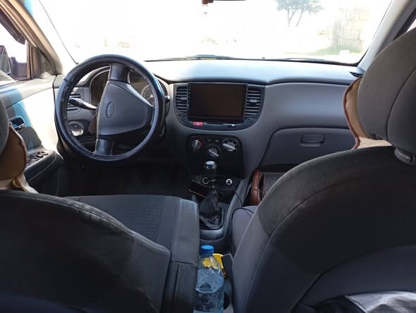 كيا ريو 2006 - صورة 4