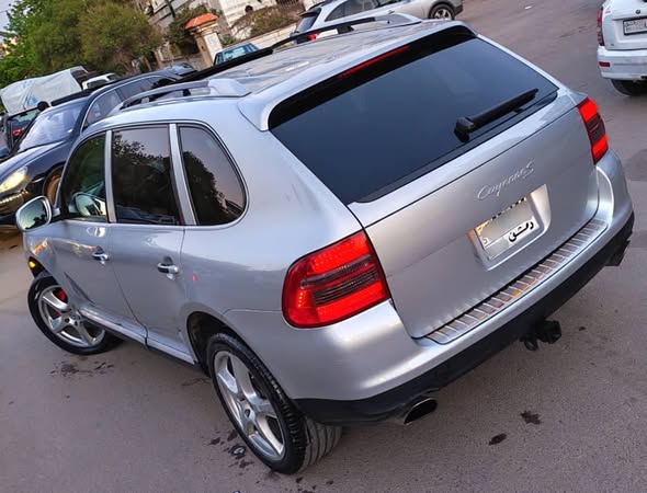 بورشيه كايين 2006 - صورة 2