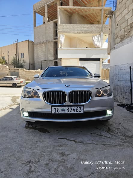 بي إم دبليو 740 2010 - صورة 1