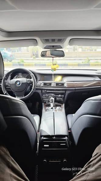 بي إم دبليو 740 2010 - صورة 3