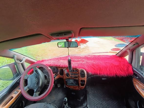 هيونداي H-1 2002 - صورة 3