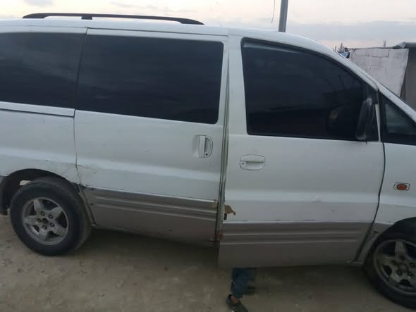 هيونداي ستاريكس 2000 - صورة 4