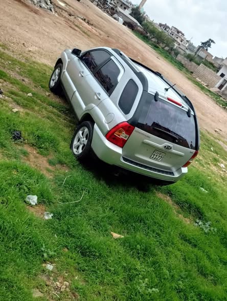 كيا سبورتاج 2010 - صورة 2