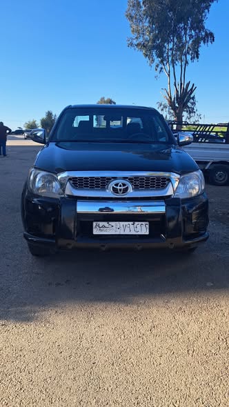 تويوتا هايلوكس 2008 - صورة 1