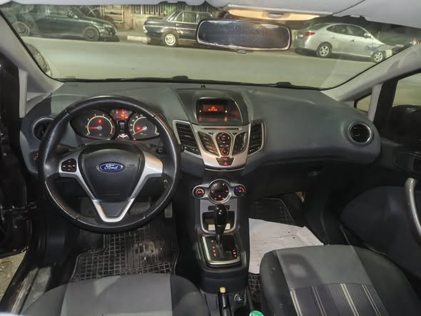 فورد فيستا 2009 - صورة 5