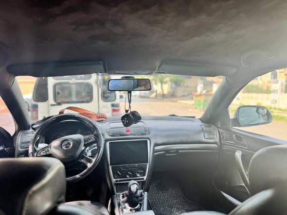 سكودا أوكتافيا 2009 - صورة 4