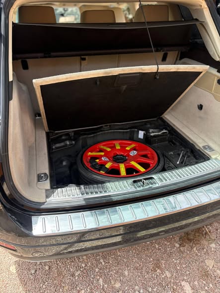 فولكس فاجن طوارق 2013 - صورة 3