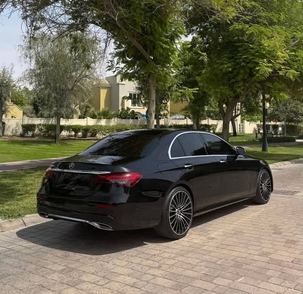 مرسيدس E350 2021 - صورة 4