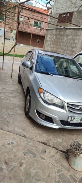 هيونداي افانتي 2009 - صورة 1