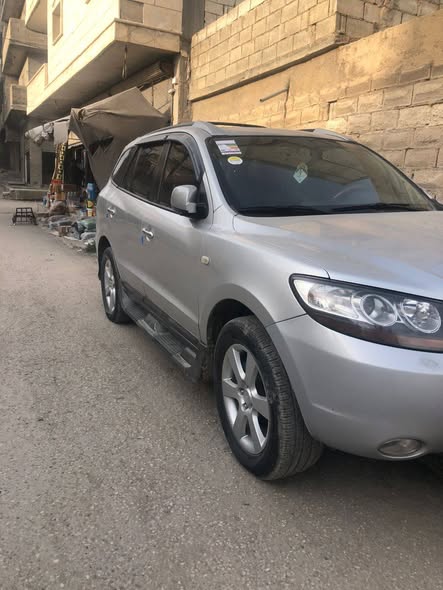 هيونداي سنتافي 2007 - صورة 4