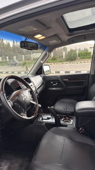 مستوبيشي باجيرو 2015 - صورة 5