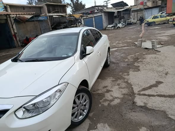 سامسونغ SM3 2011 - صورة 3