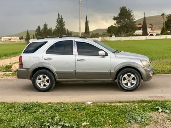 كيا سورينتو 2006 - صورة 5