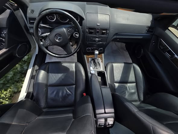 مرسيدس C220 2008 - صورة 4