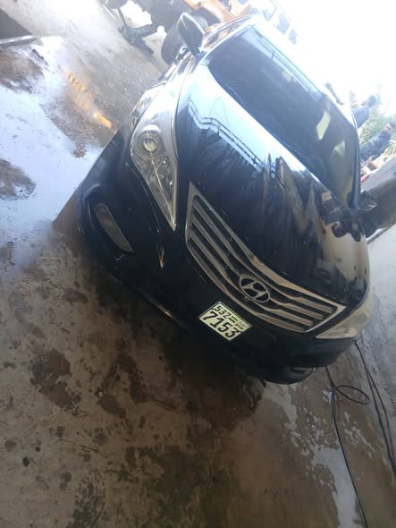 هيونداي ازيرا 2012 - صورة 1