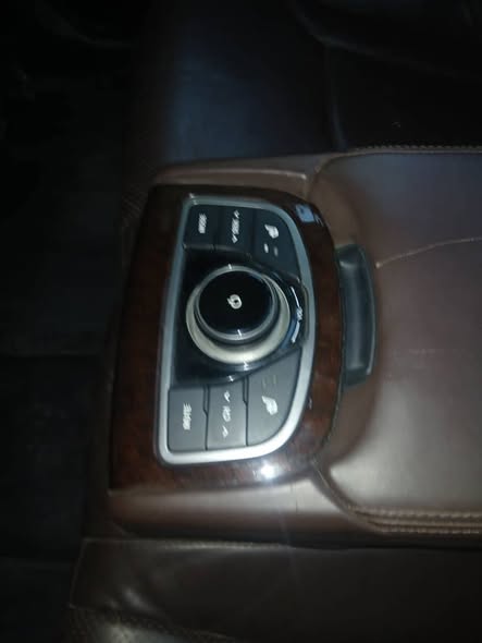 هيونداي ازيرا 2012 - صورة 4