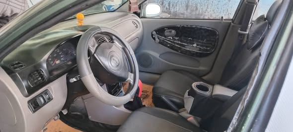 كيا ريو 2001 - صورة 5