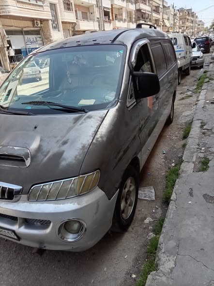 هيونداي H-1 1999 - صورة 5