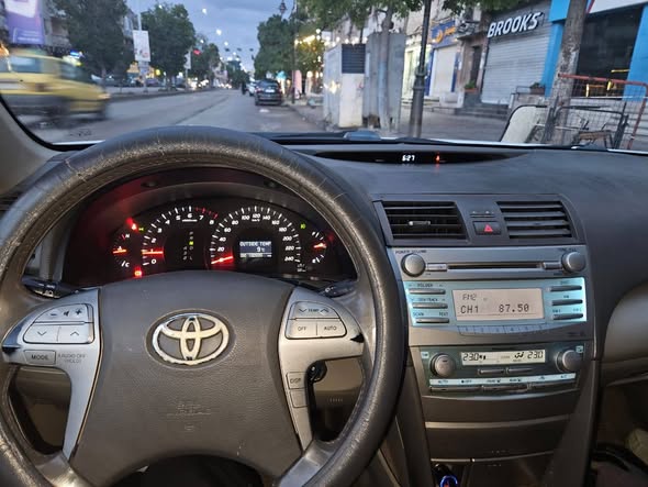 تويوتا كامري 2008 - صورة 4