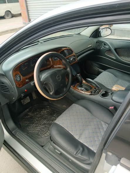 شيفروليه لومينا 2001 - صورة 2