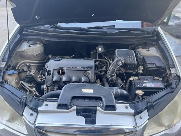 هيونداي الينترا 2010 - صورة 4