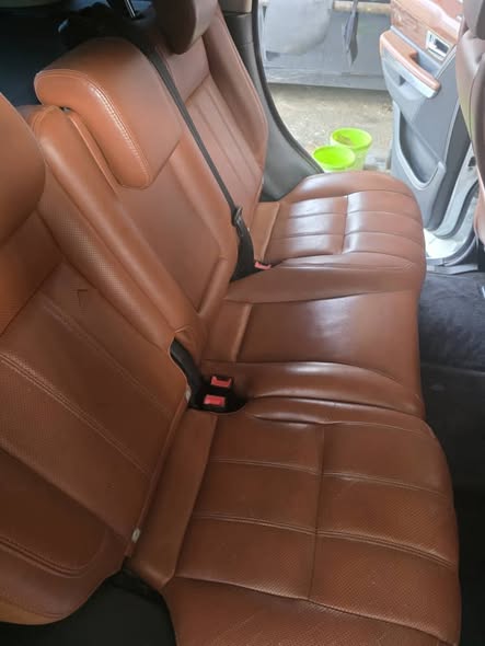 رنج روفر سبورت 2012 - صورة 2