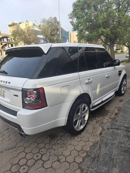 رنج روفر سبورت 2012 - صورة 4