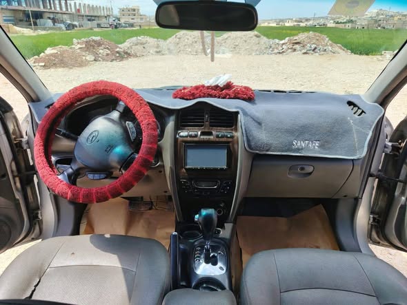 هيونداي سانتافي 2005 - صورة 4