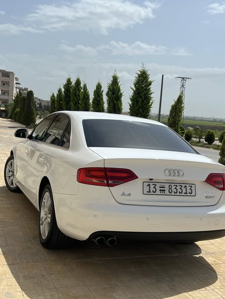 اودي A4 2010 - صورة 5