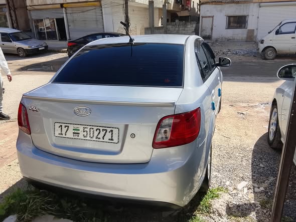 كيا ريو 2011 - صورة 2