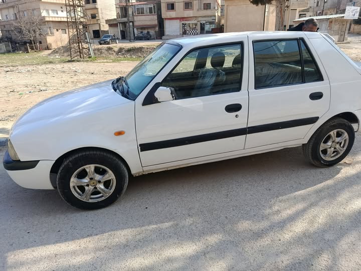 دايو سولينزا 2004