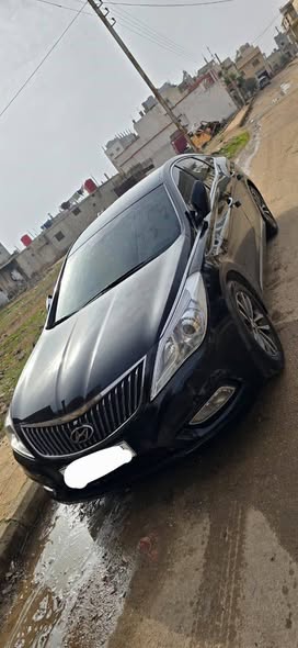 هيونداي ازيرا 2011 - صورة 1