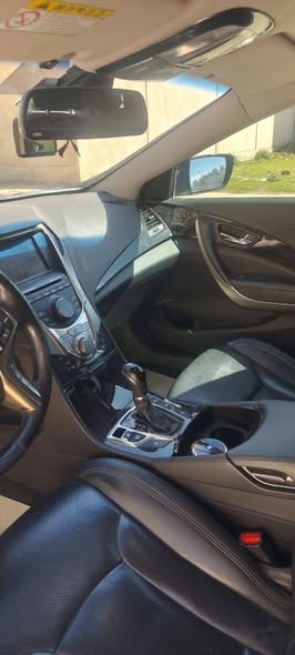 هيونداي ازيرا 2011 - صورة 3