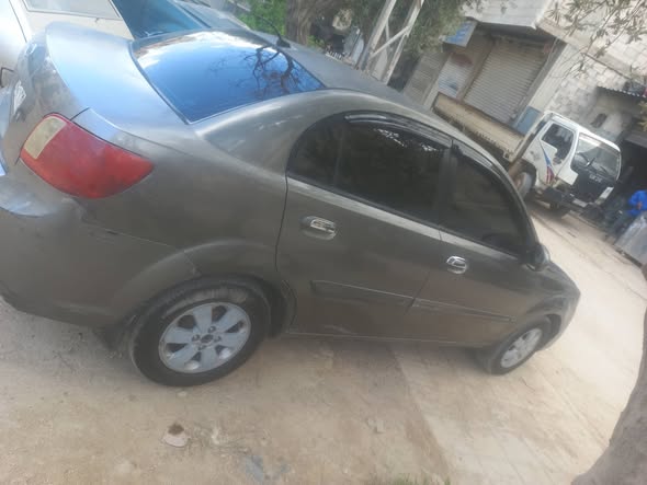 كيا ريو 2011 - صورة 2