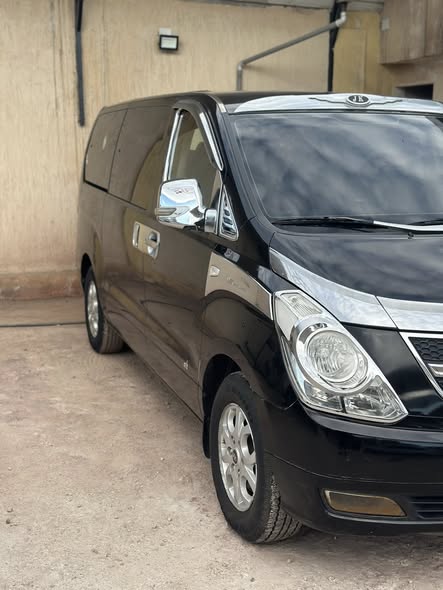 هيونداي جراند ستاريكس 2010 - صورة 2