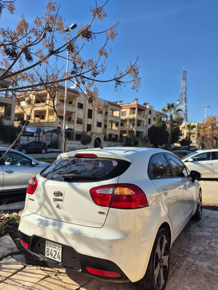 كيا برايد 2012 - صورة 2