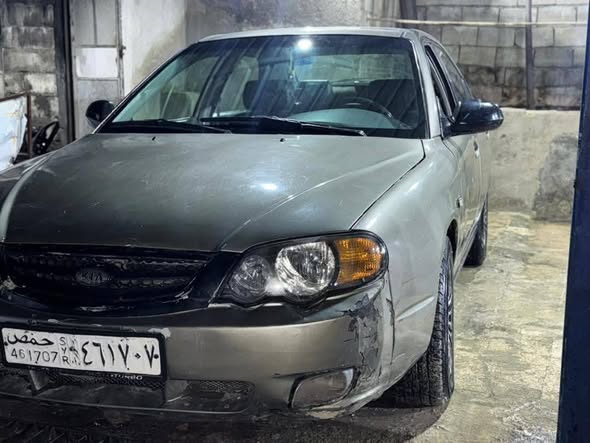 كيا شوما 2002 - صورة 1
