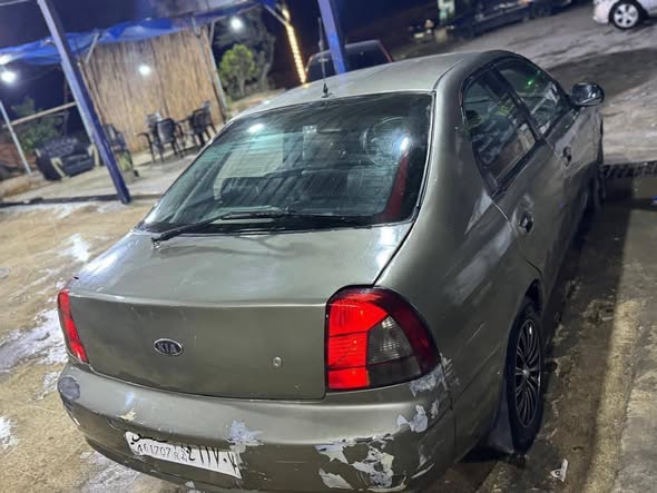 كيا شوما 2002 - صورة 2