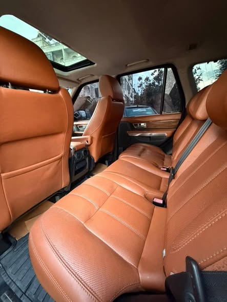 رنج روفر سبورت 2012 - صورة 5